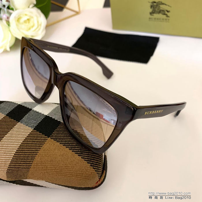 BURBERRY巴寶莉 19年春夏新款 時尚女款太陽鏡 B4279  lly1647